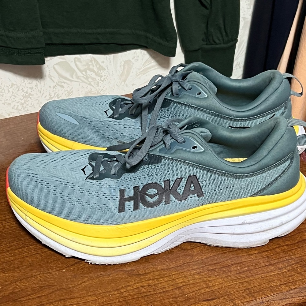 HOKA Bondi 8 Men’s shoes size 10.5